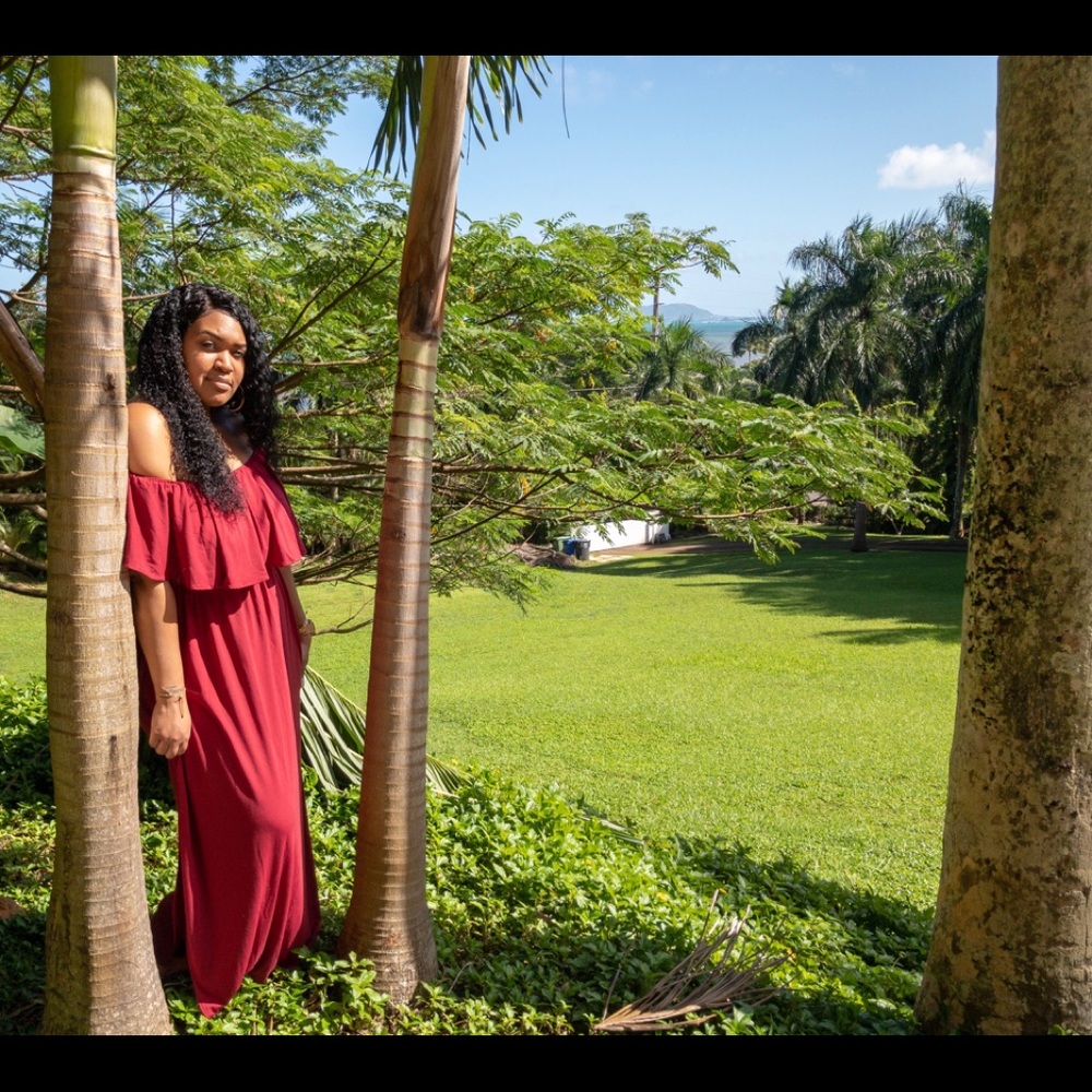 Meet your Posher, Angela